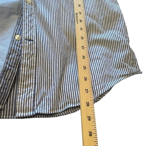 American Eagle Outfitters Mens Classic Fit Button Up Shirt - Size Large - Picture 6 of 9